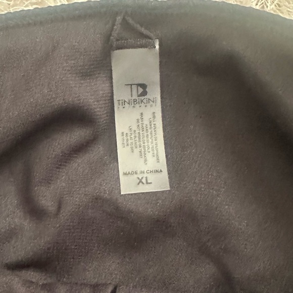 TiniBikini One Piece Ruffle Top Swimsuit, NWT Black, XL - Picture 3 of 9